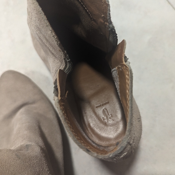 Frye Booties Boots Suede 10 womens - Picture 5 of 10